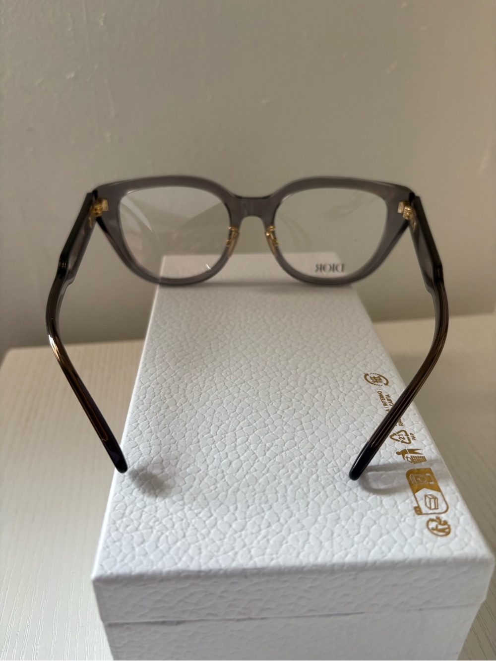 Christian DIOR Women's Translucent Gray Cat-Eye Optical Glasses NWOT - Picture 5 of 6